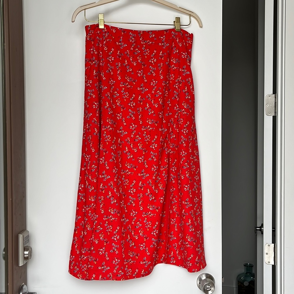 Summer skirt, size L.